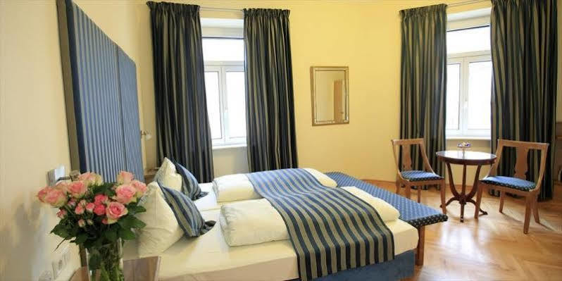 Numa Salzburg Mozart Aparthotel Exterior photo